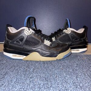 Jordan 4 Retro Motorsport Alternate